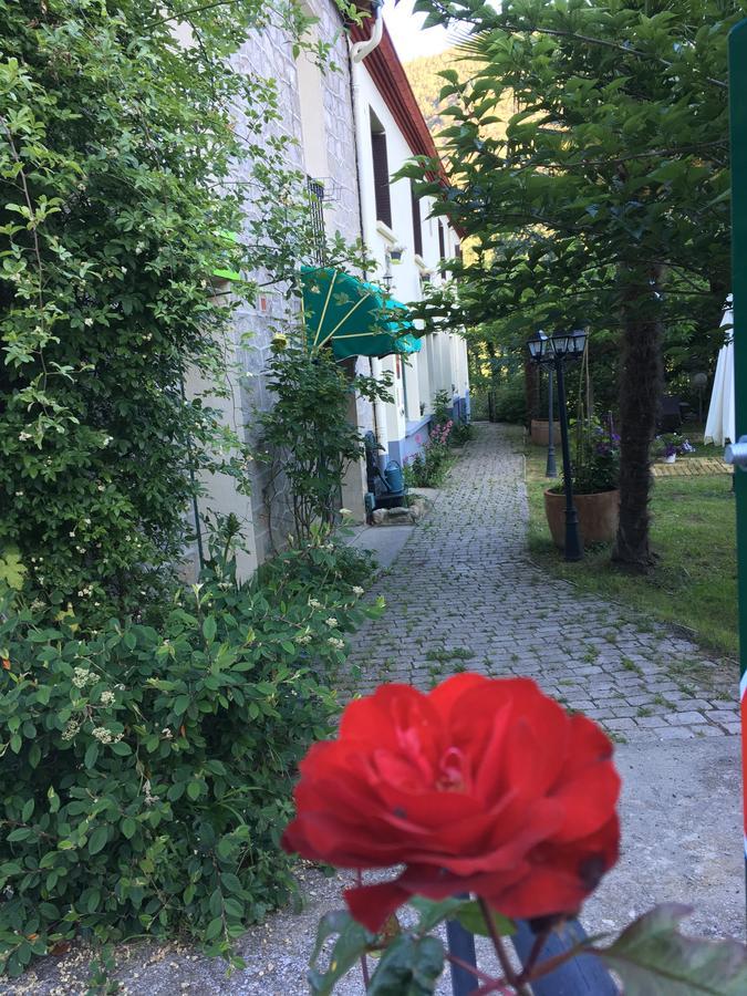 La Mirabelle-Casteil Country House Konuk evi Dış mekan fotoğraf