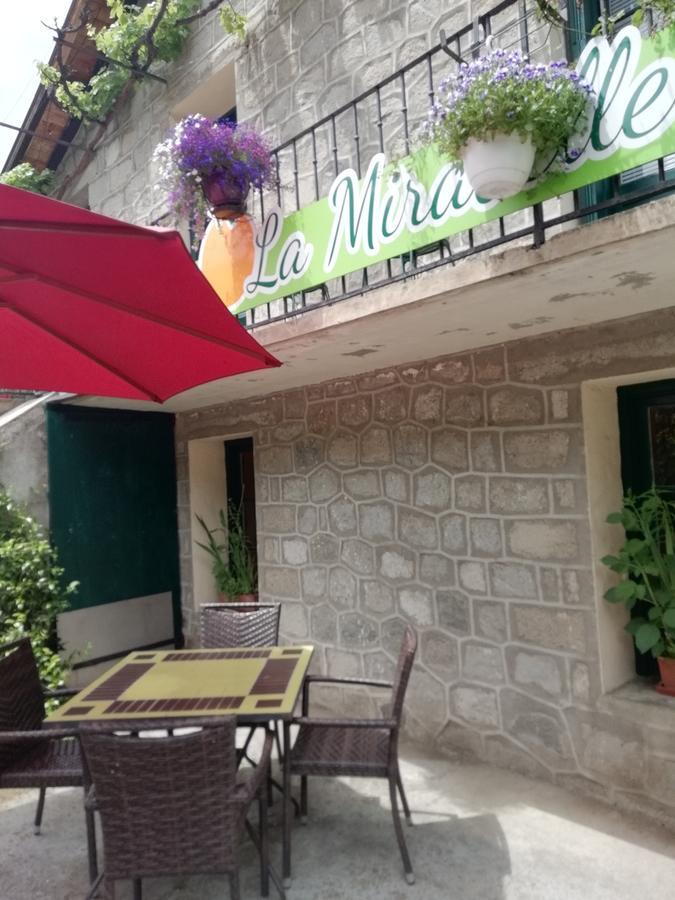 La Mirabelle-Casteil Country House Konuk evi Dış mekan fotoğraf