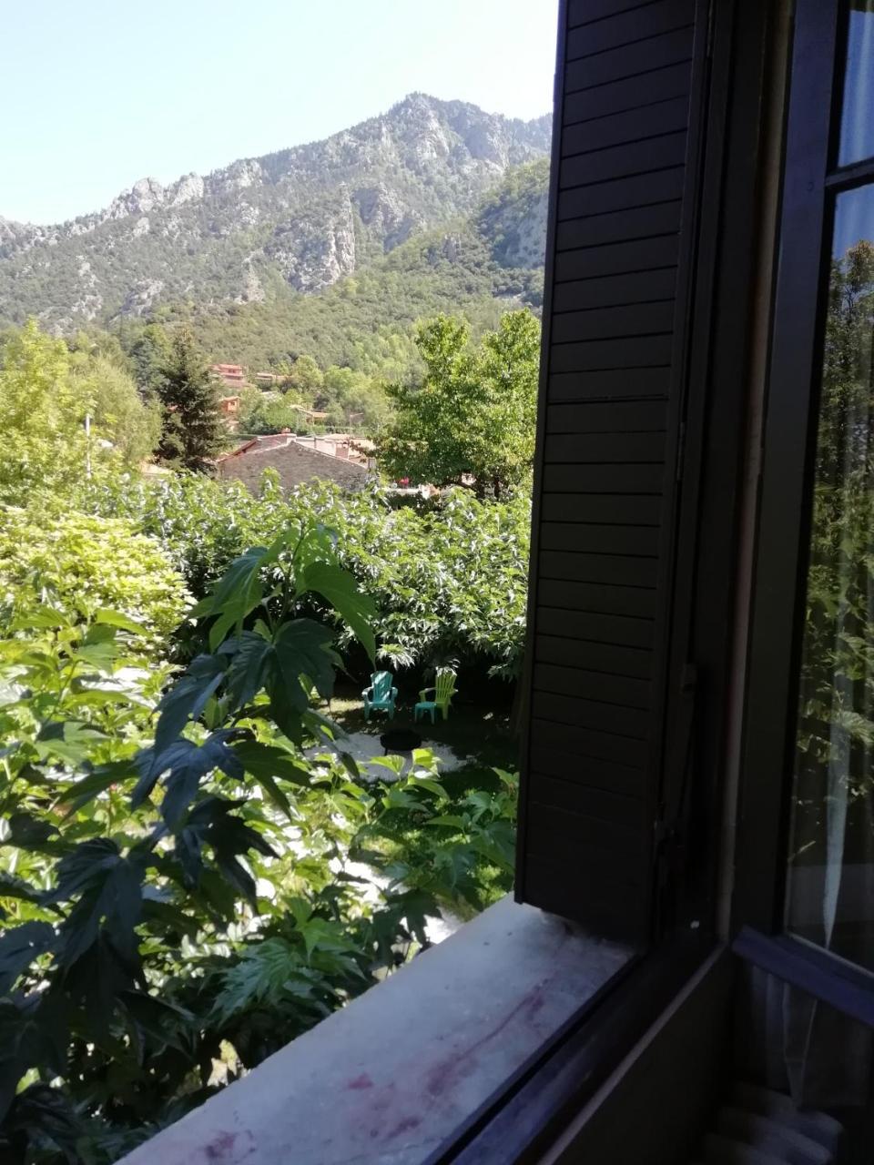 La Mirabelle-Casteil Country House Konuk evi Dış mekan fotoğraf