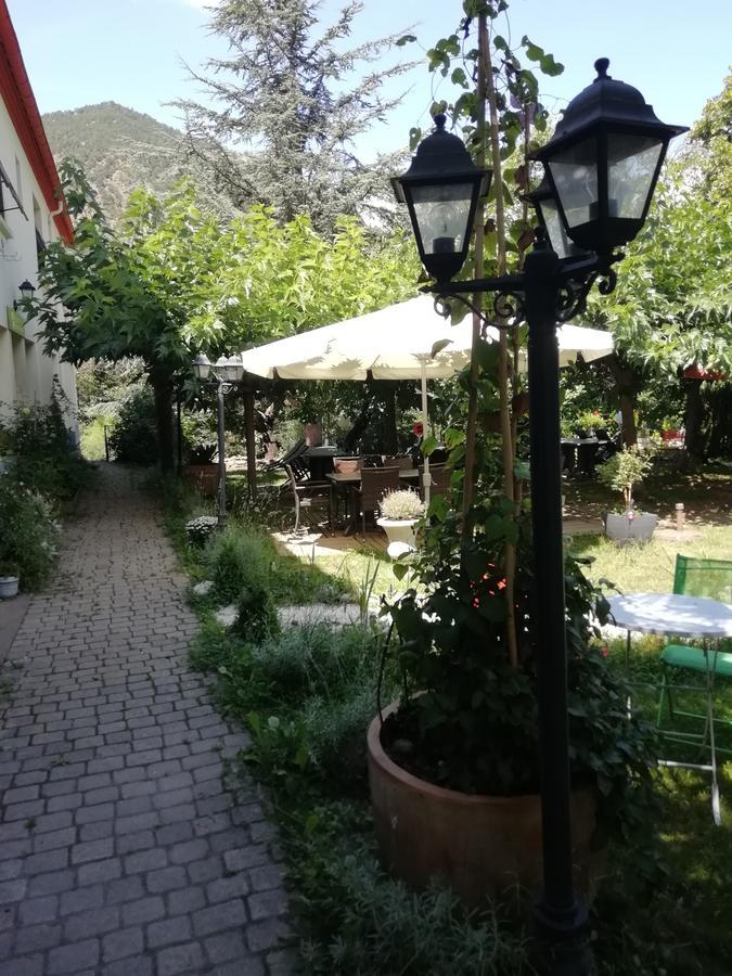 La Mirabelle-Casteil Country House Konuk evi Dış mekan fotoğraf