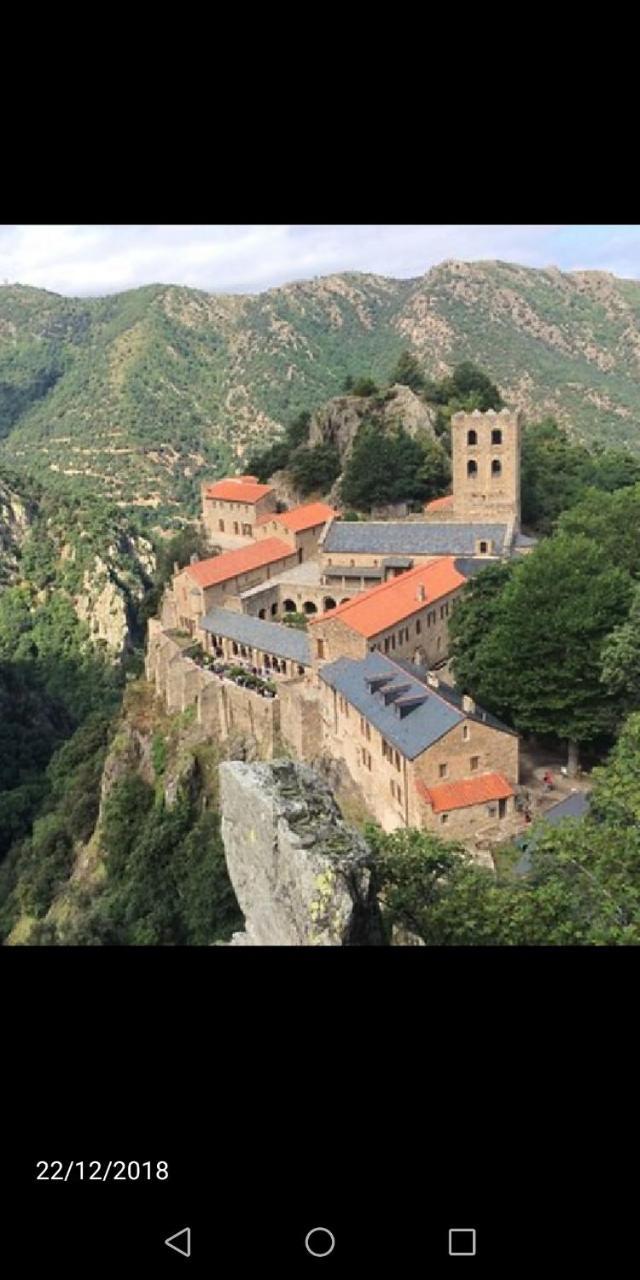 La Mirabelle-Casteil Country House Konuk evi Dış mekan fotoğraf