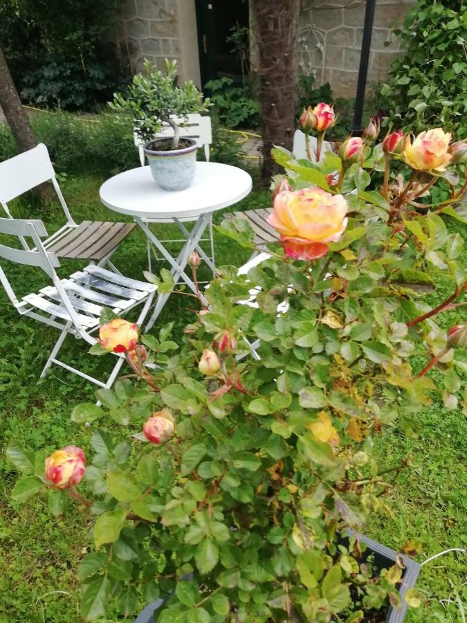 La Mirabelle-Casteil Country House Konuk evi Dış mekan fotoğraf