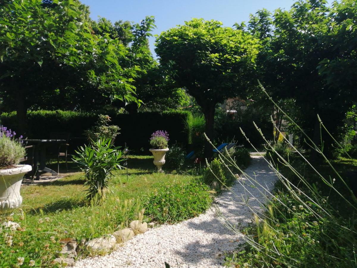 La Mirabelle-Casteil Country House Konuk evi Dış mekan fotoğraf